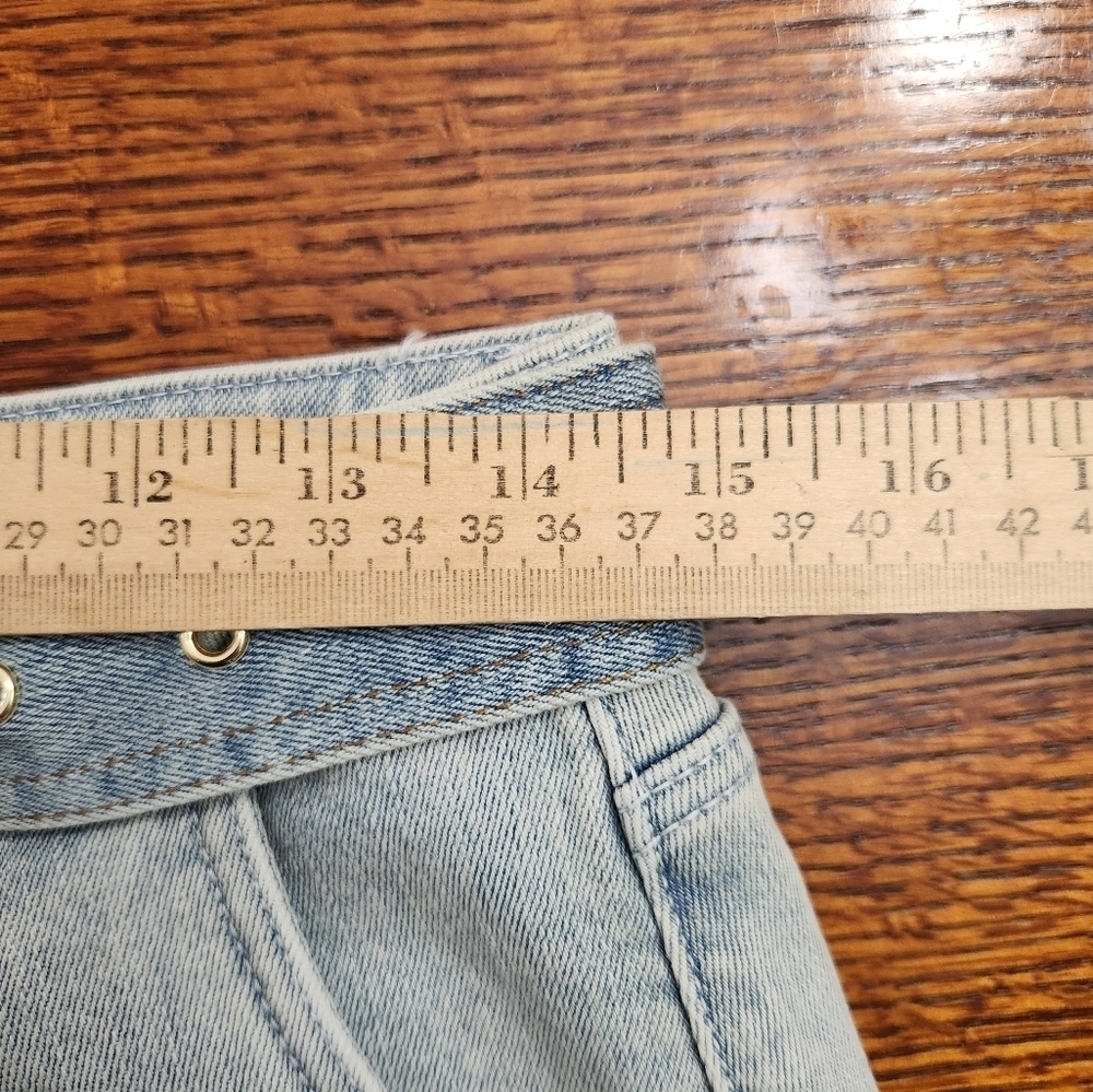 Generation Love belted light wash Denim jeans size 29 NWOT - Picture 9 of 13